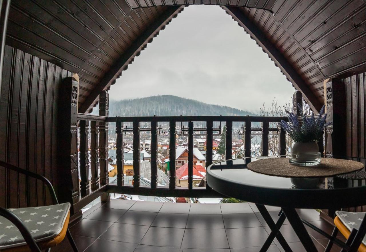Casa Lazar Hotel Buşteni Eksteriør billede