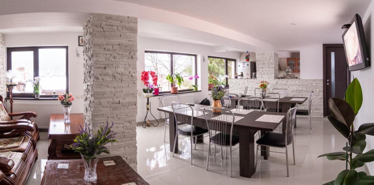 Casa Lazar Hotel Buşteni Eksteriør billede